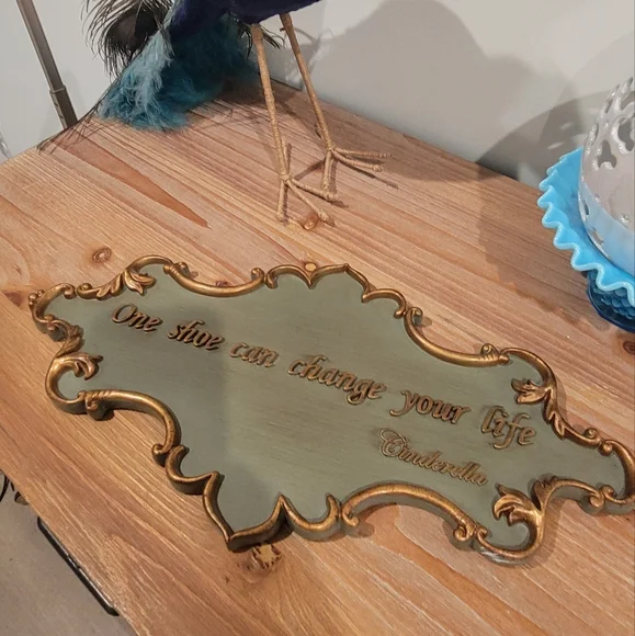 Gold and Cream Baroque Art Wall Decor - Picture 2 of 3